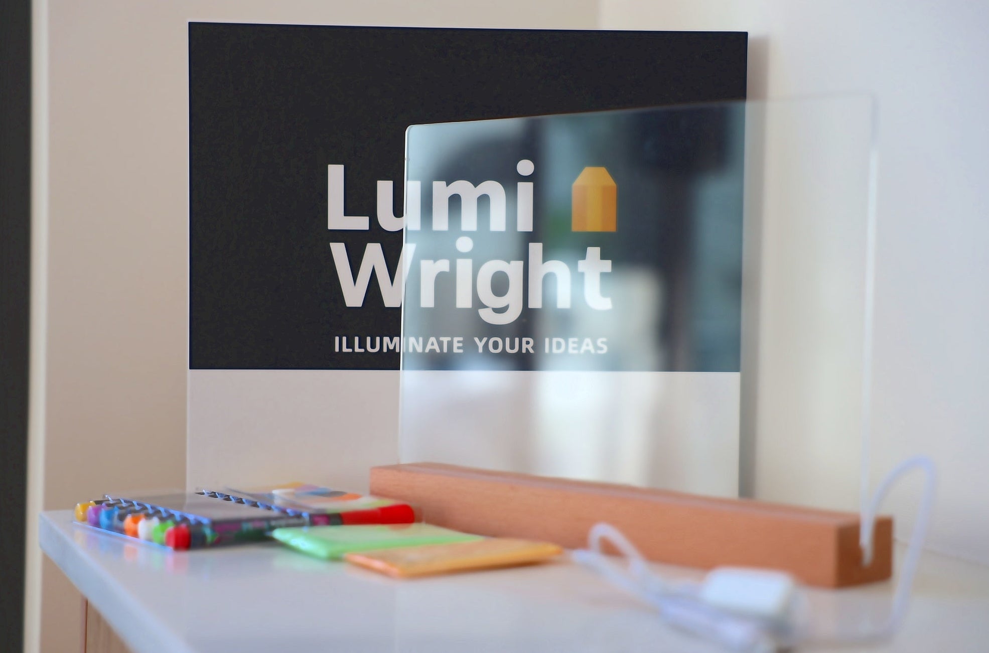 Lumi Wright Large